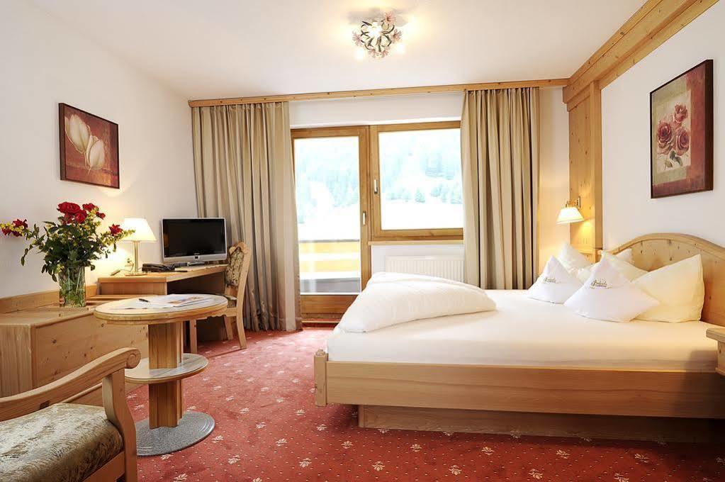 Belavita B&B Mathon Bagian luar foto