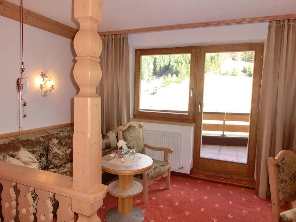 Belavita B&B Mathon Bagian luar foto